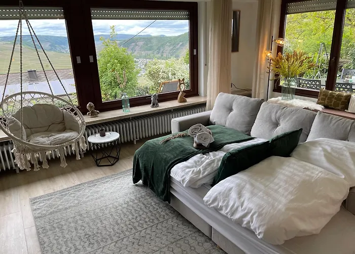 Cozy II Luxurioes Moselview Terrasse Garten Netflix